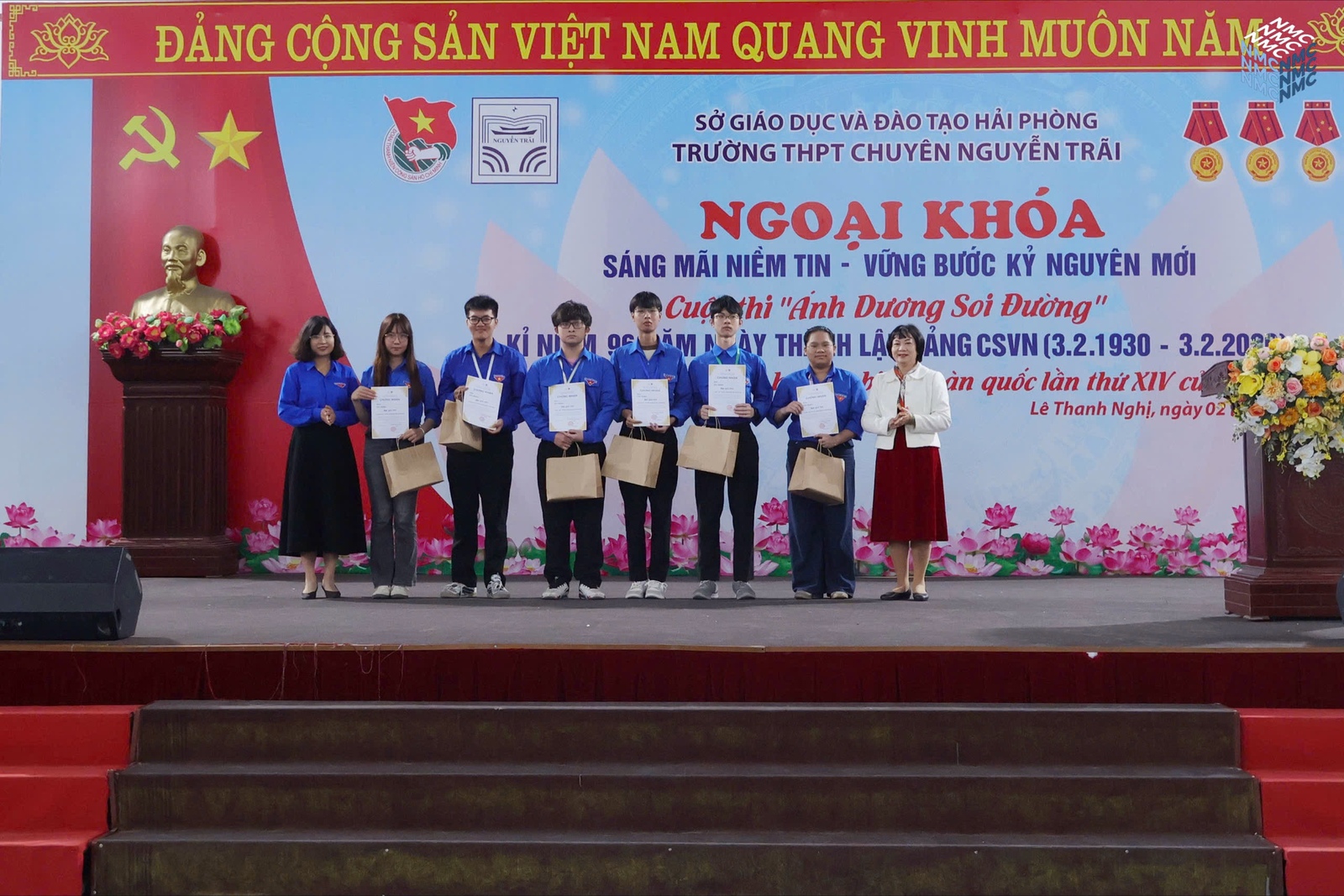 Chương trình ngoại khóa “Sáng mãi niềm tin - Vững bước kỷ nguyên mới”